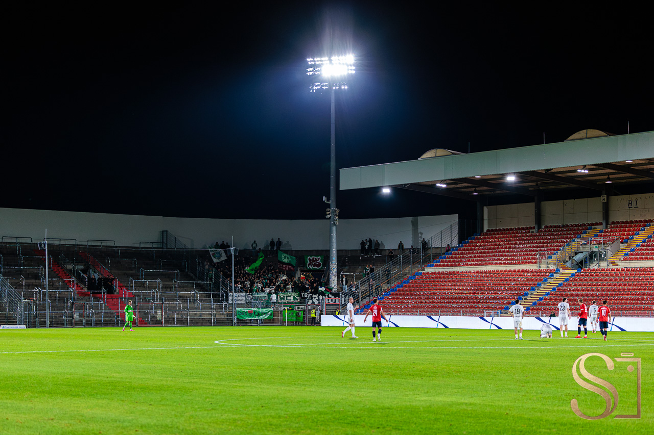 SpVgg Unterhaching vs. 1. FC Schweinfurt 05